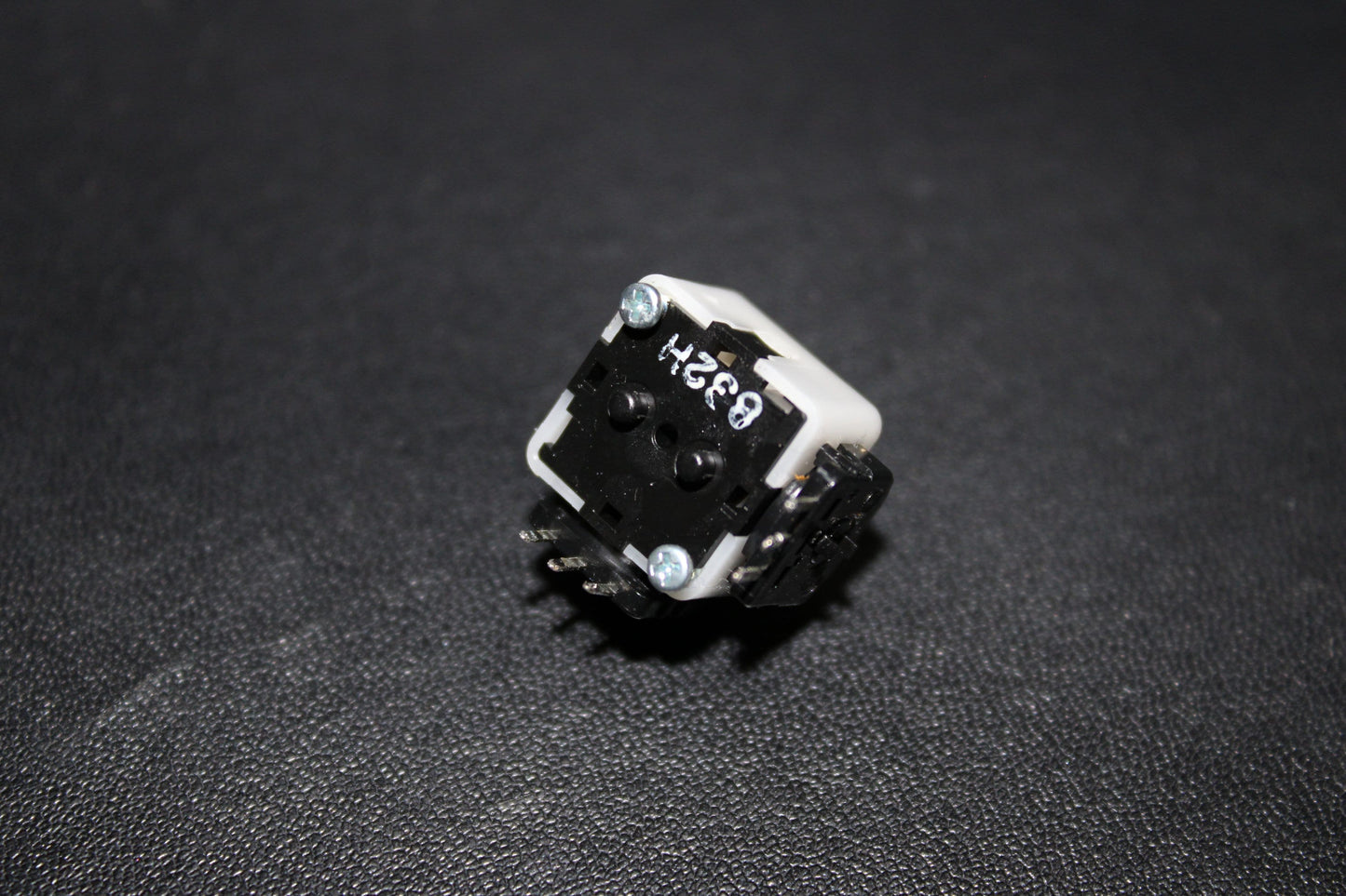 [25-Pack] T3 Stickbox for Nintendo Gamecube Controllers