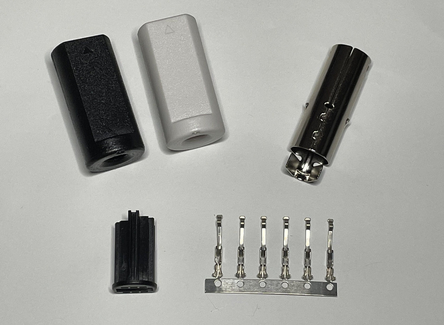 Third Party GameCube Controller Cable Plugs